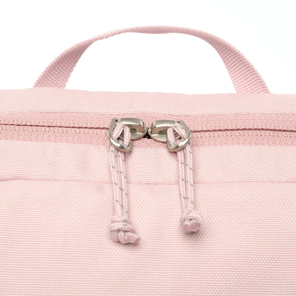 EIGER Women Spacious Toiletry 1.0