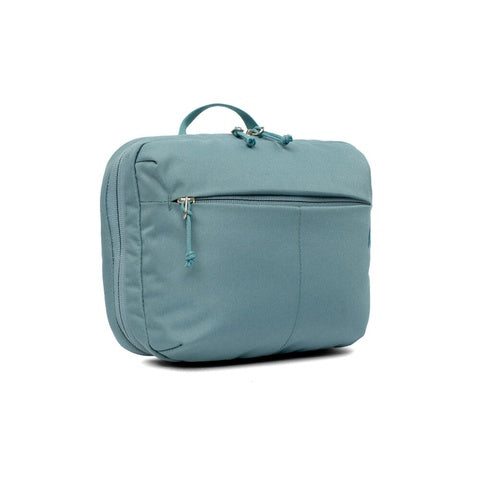 EIGER Women Spacious Toiletry 1.0