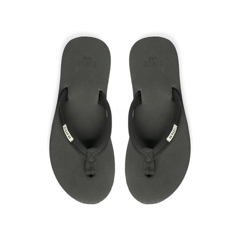 EIGER Women Virere Pinch Strap Sandals
