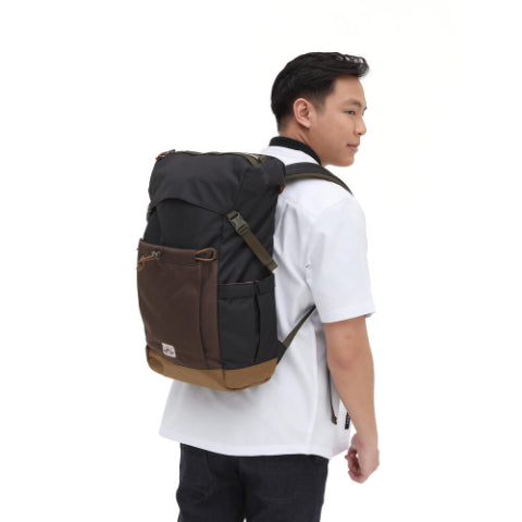 EIGER Wanderfurther Backpack 22L