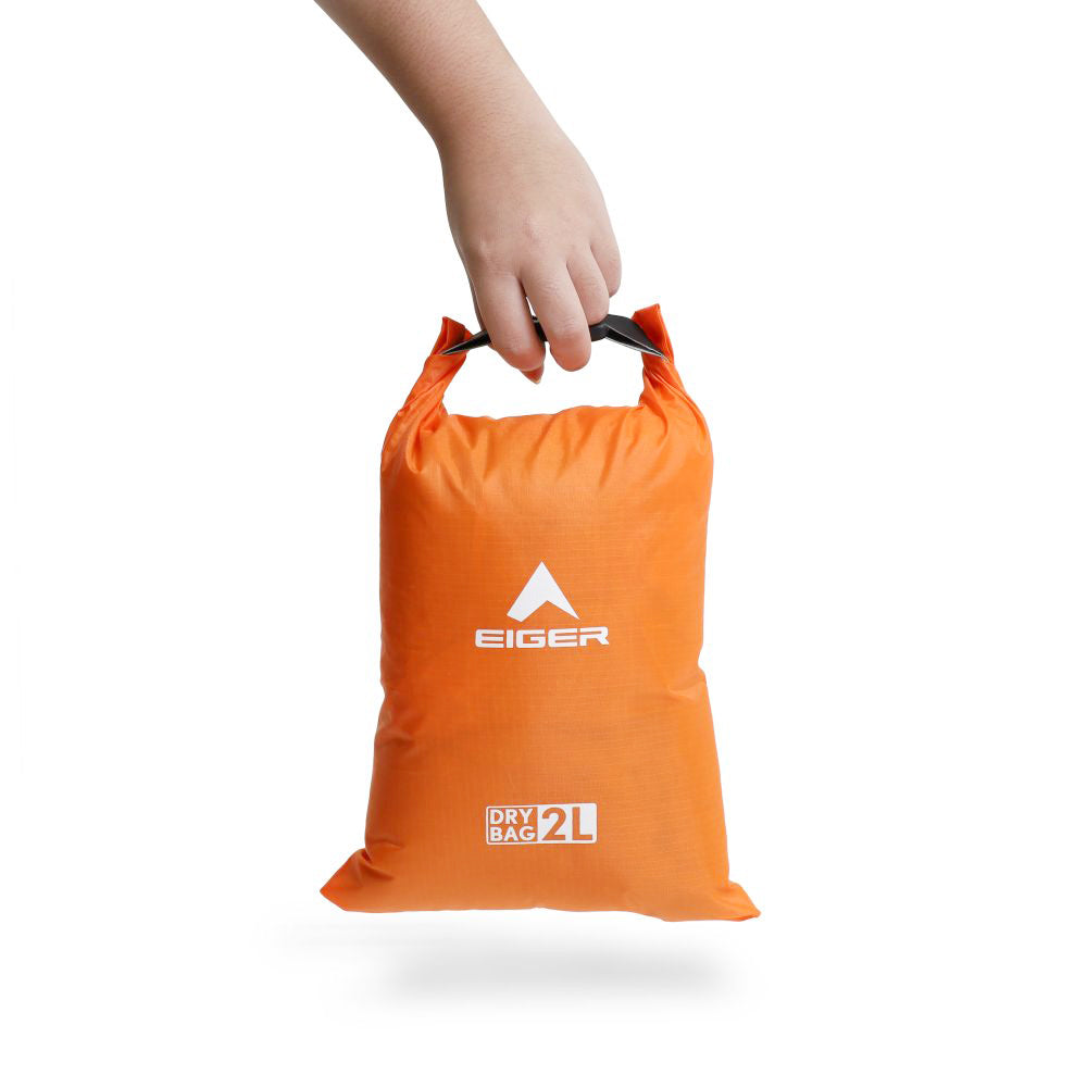 EIGER 2L Flat Dry Bag