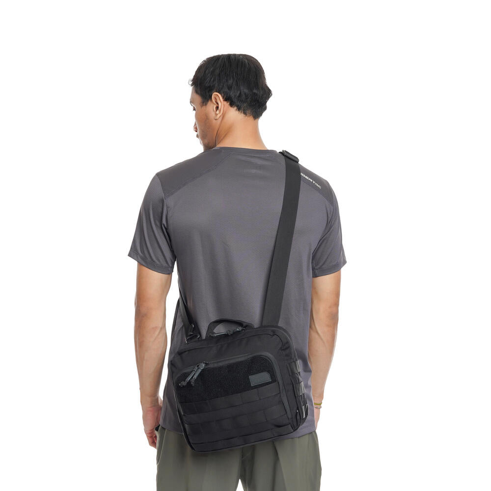 EIGER Striker Shoulder Bag